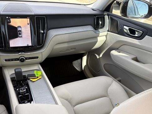 Certified 2024 Volvo XC60 T8 Plus w/ Protection Package Premier image 16