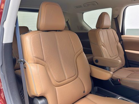 Used 2025 INFINITI QX80 Sensory w/ Exterior Package AWD/4WD image 40