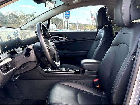 Used 2023 Kia Sportage EX image 12