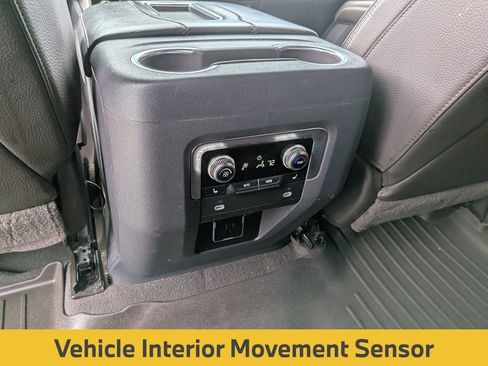 Used 2021 GMC Yukon XL Denali w/ Denali Premium Package image 37