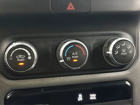 Used 2020 RAM 1500 Big Horn image 38