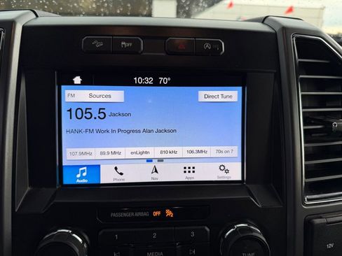 Used 2019 Ford F150 XLT w/ Equipment Group 302A Luxury AWD/4WD image 10