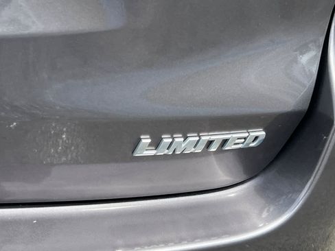 Used 2019 Toyota Highlander Limited Platinum image 21