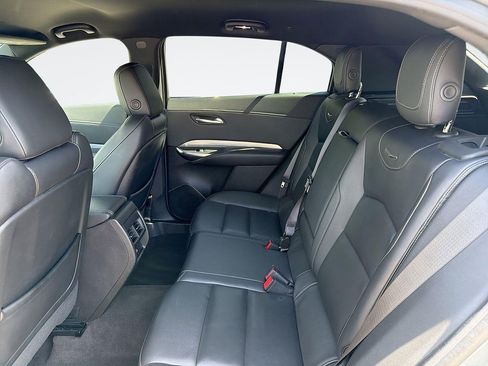Certified 2024 Cadillac XT4 Premium Luxury AWD/4WD image 25
