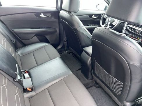 Used 2023 Kia Forte GT-Line w/ GT-Line Premium Package image 6