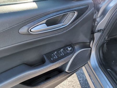 Used 2020 Alfa Romeo Giulia Sprint w/ Cold Weather Package image 24