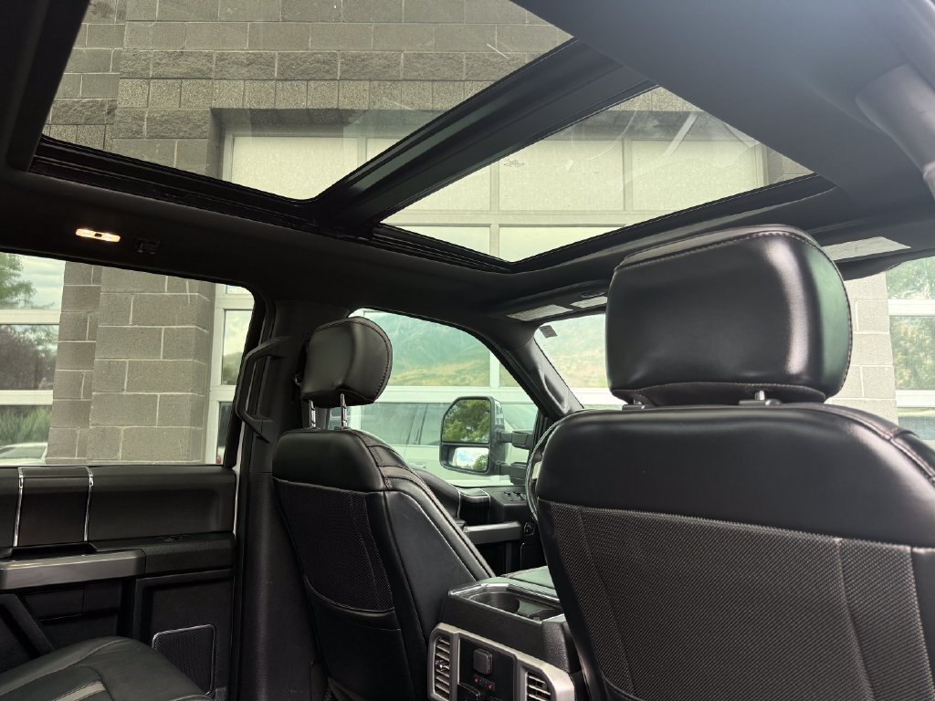 Used 2019 Ford F350 Platinum w/ Platinum Ultimate Package AWD/4WD image 46