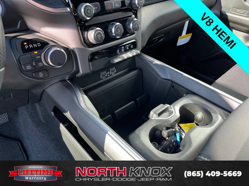 New 2026 RAM 1500 Express AWD/4WD image 12