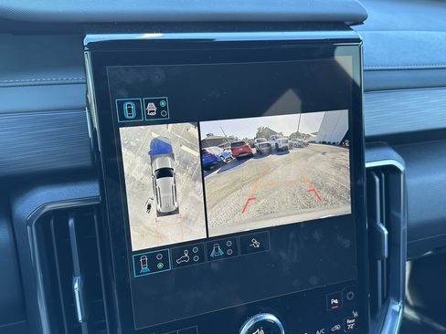 New 2025 GMC Acadia AT4 w/ Super Cruise Package image 32