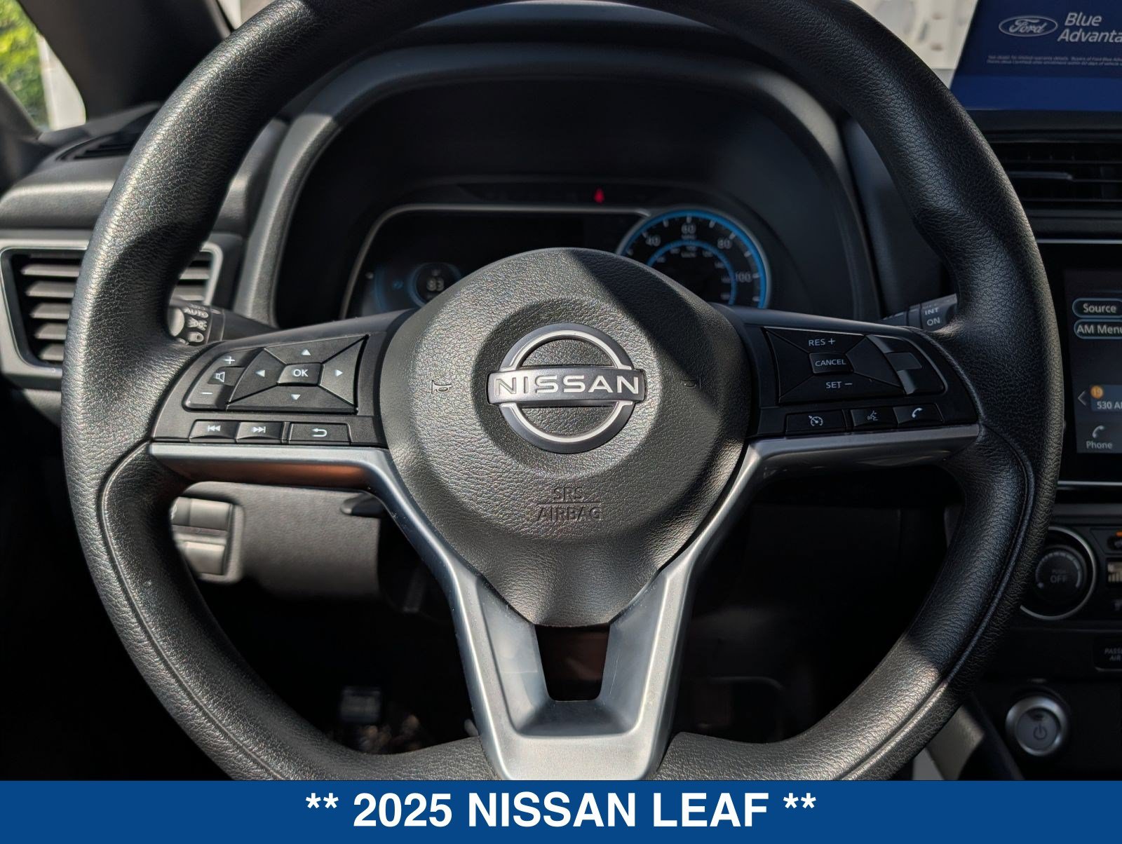 Used 2025 Nissan Leaf S FWD image 27