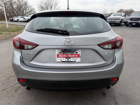 Used 2016 MAZDA MAZDA3 i Sport w/ Preferred Equipment Package image 4