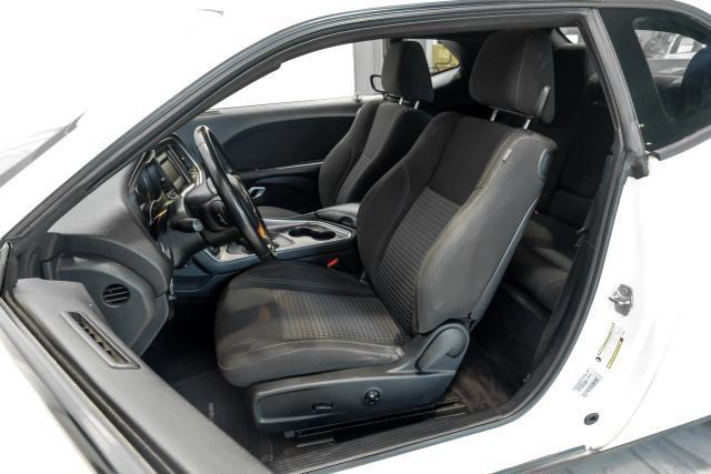 Used 2017 Dodge Challenger R/T RWD image 5