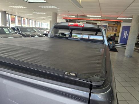 Used 2018 Chevrolet Colorado LT w/ LT Convenience Package AWD/4WD image 28