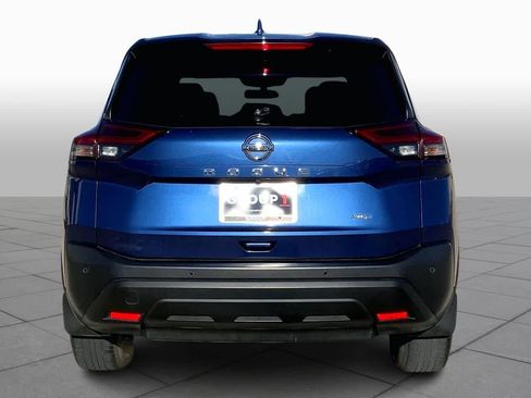Used 2021 Nissan Rogue S image 4