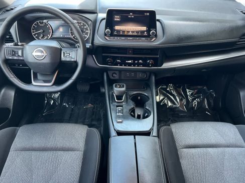 New 2026 Nissan Rogue SV image 4