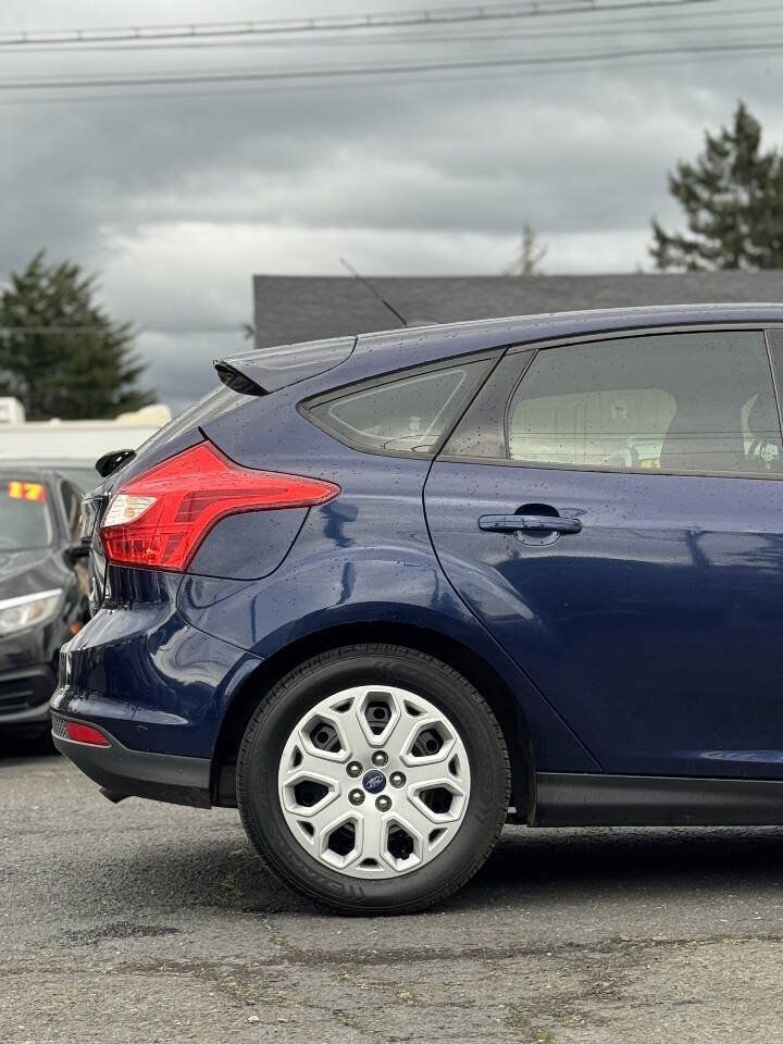 Used 2012 Ford Focus SE FWD image 15