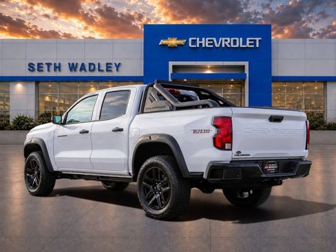 New 2025 Chevrolet Colorado Trail Boss w/ Midnight Edition AWD/4WD image 4