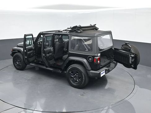 Used 2022 Jeep Wrangler Unlimited Sport AWD/4WD image 57