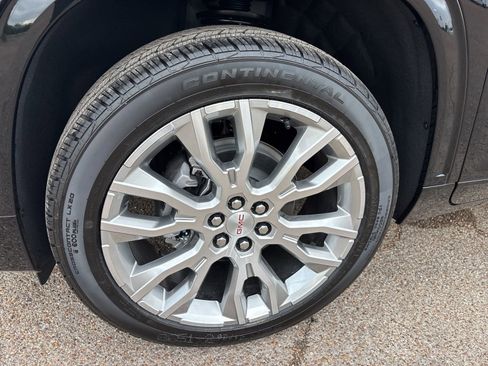 New 2026 GMC Acadia Denali image 35