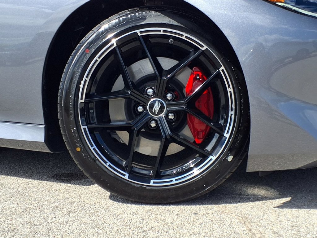 New 2027 Nissan Z Performance RWD image 3