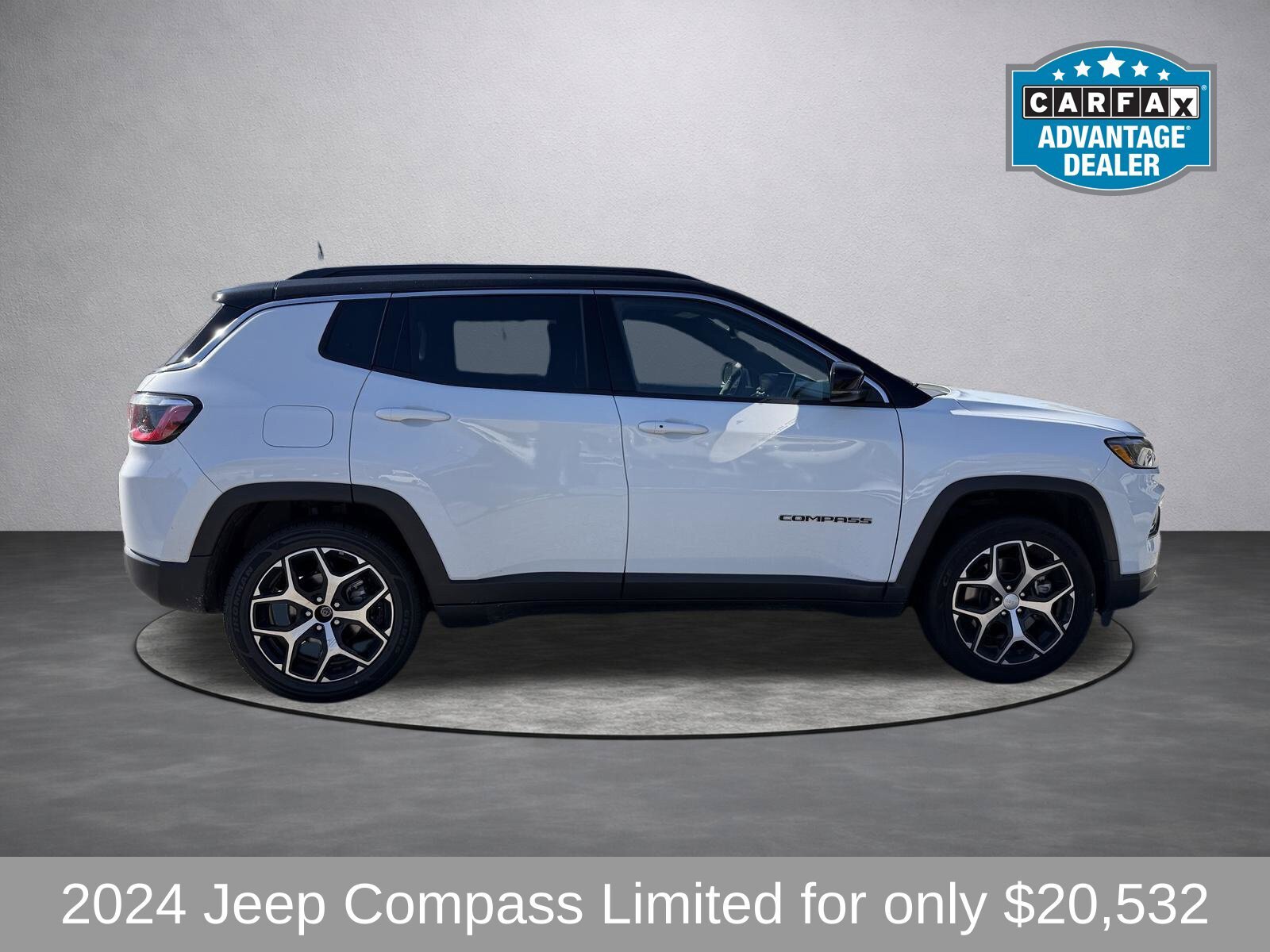Used 2024 Jeep Compass Limited AWD/4WD image 2