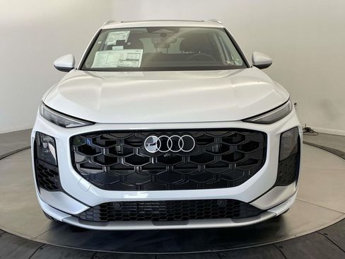 New 2026 Audi Q3 quattro 2.0T AWD/4WD image 10