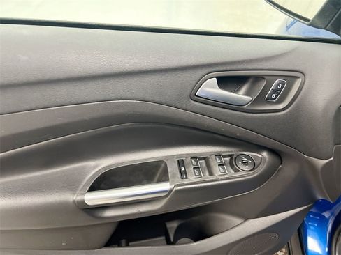 Used 2017 Ford Escape SE w/ Equipment Group 201A image 20