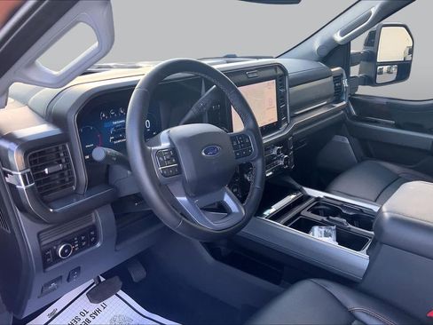 Certified 2025 Ford F250 Lariat w/ Lariat Ultimate Package AWD/4WD image 18