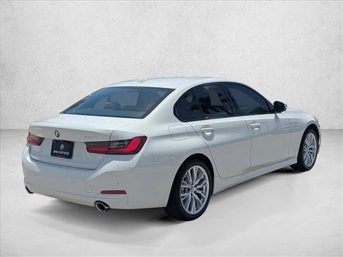 Certified 2023 BMW 330i Sedan w/ Driving Assistance Package RWD image 5