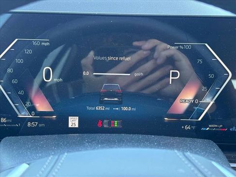 Certified 2025 BMW X5 sDrive40i w/ Climate Comfort Package image 11