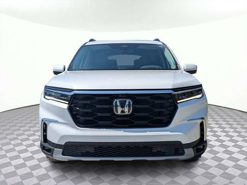Used 2023 Honda Pilot Elite image 9