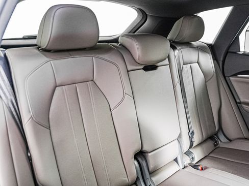Certified 2025 Audi Q5 Premium w/ Premium Plus AWD/4WD image 10