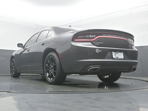 Used 2017 Dodge Charger SXT AWD/4WD image 46