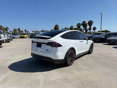 Used 2022 Tesla Model X Plaid AWD/4WD image 3