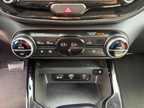 Used 2023 Kia Soul GT-Line FWD image 23