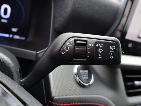 Used 2025 Ford Explorer ST-Line w/ ST-Line Street Pack AWD/4WD image 35