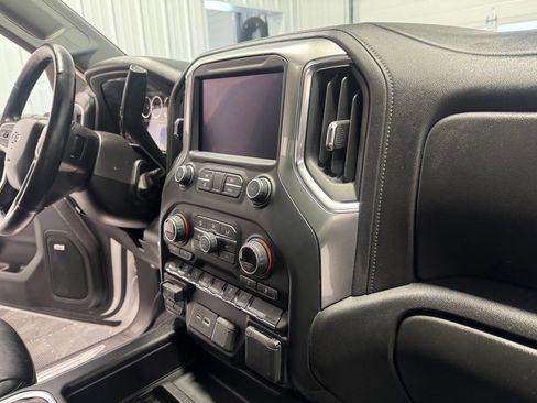 Used 2019 Chevrolet Silverado 1500 RST image 27