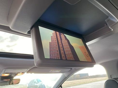 Used 2023 Honda Odyssey Elite image 16