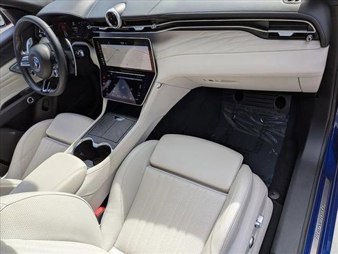 Used 2023 Maserati Grecale Modena image 23