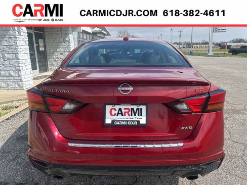 Used 2023 Nissan Altima 2.5 SR w/ SR Premium Package AWD/4WD image 5
