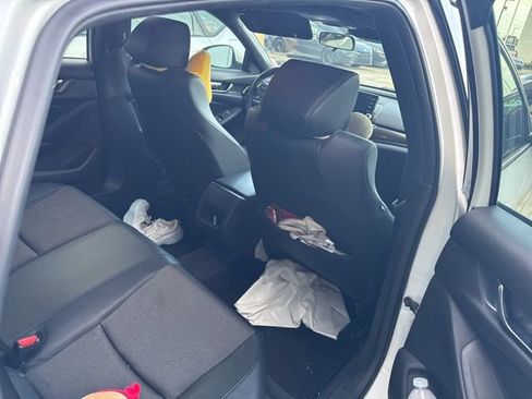 Used 2018 Honda Accord Sport image 17