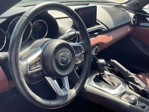 Used 2019 MAZDA MX-5 Miata RF Grand Touring RWD image 4