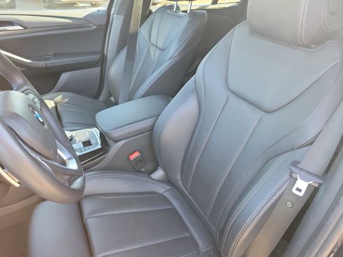 Used 2024 BMW X3 sDrive30i image 4