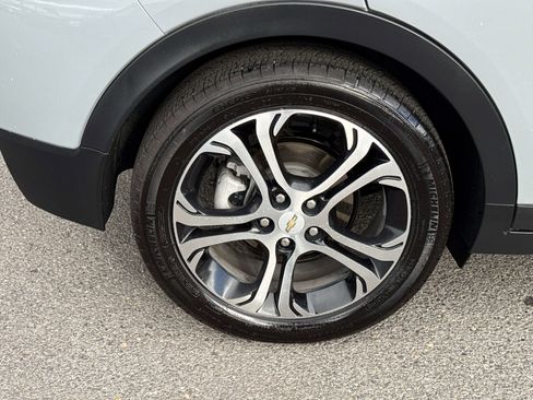 Used 2020 Chevrolet Bolt Premier w/ Infotainment Package image 7