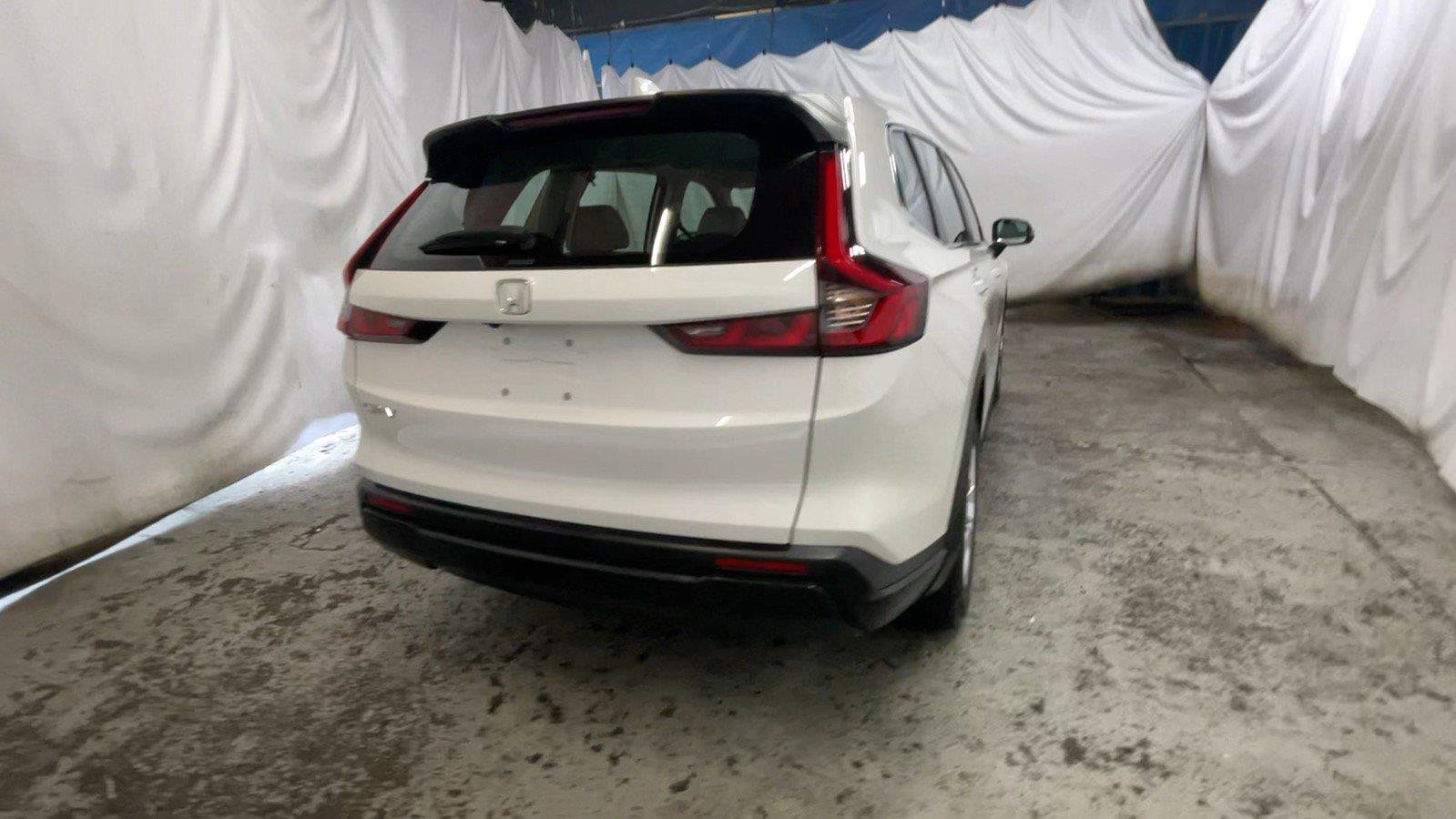 Used 2024 Honda CR-V LX image 7