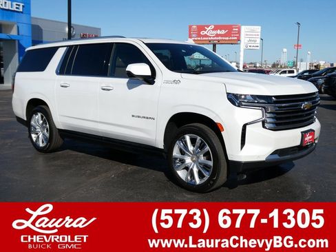 Certified 2024 Chevrolet Suburban High Country w/ Advanced Technology Package image 1