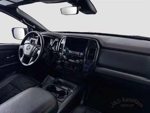 Used 2024 Nissan Titan PRO-4X w/ Pro-4x Utility Package AWD/4WD image 29