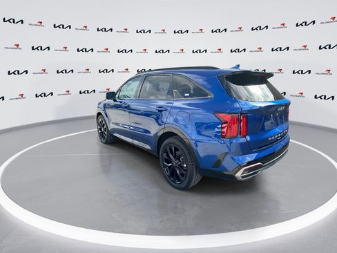 Certified 2022 Kia Sorento SX FWD image 6