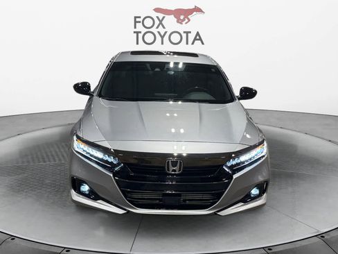 Used 2022 Honda Accord Sport image 9