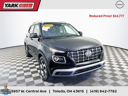 Used 2021 Hyundai Venue SEL w/ Premium Package